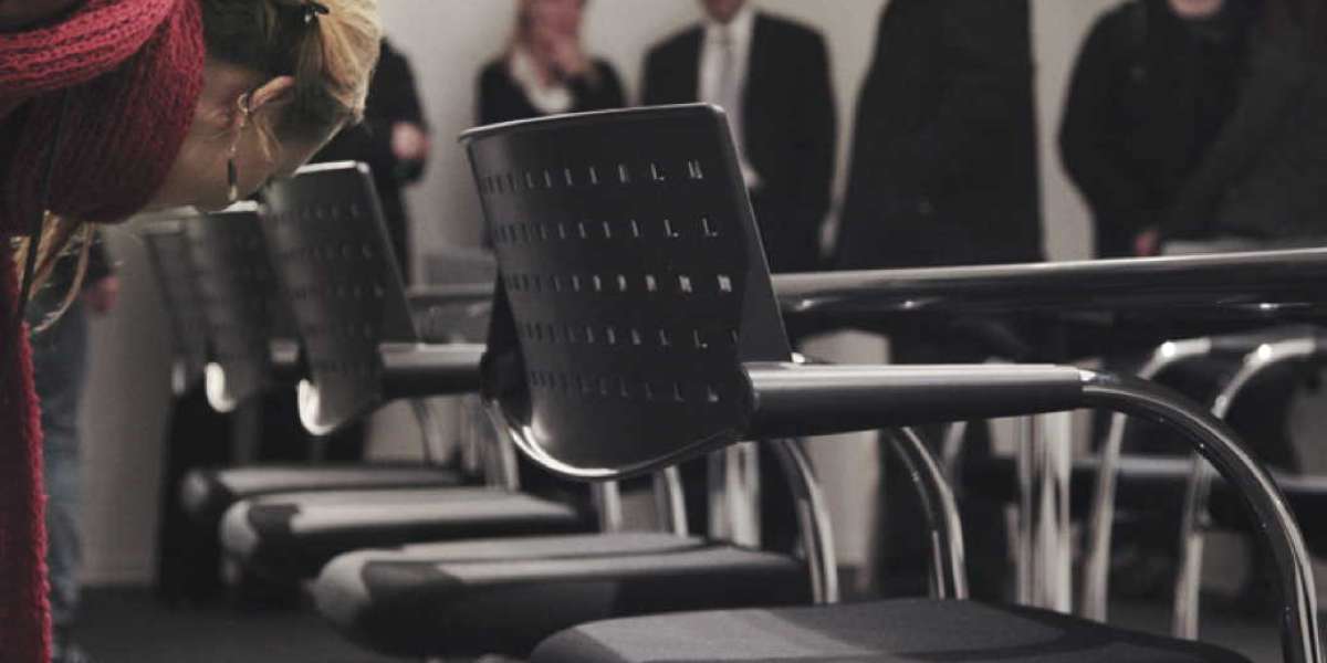 - >
  2009-ffm-die_posaunen_des_juengsten_gerichts-3800.jpg