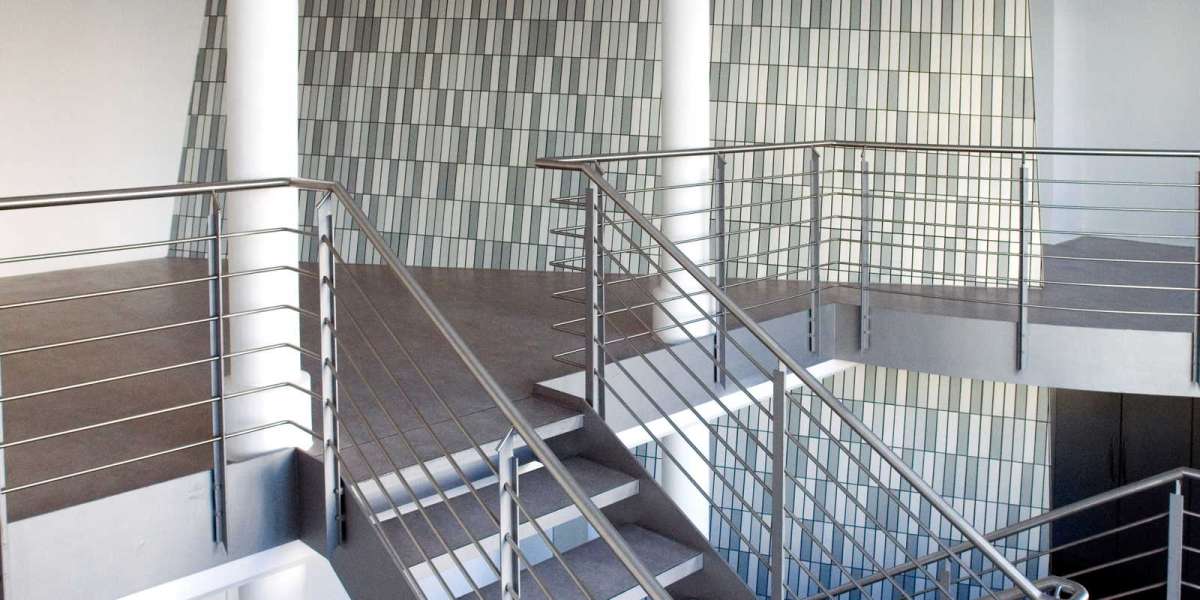 - >
  2007-bernd_trasberger-standortfaktor-0800.jpg