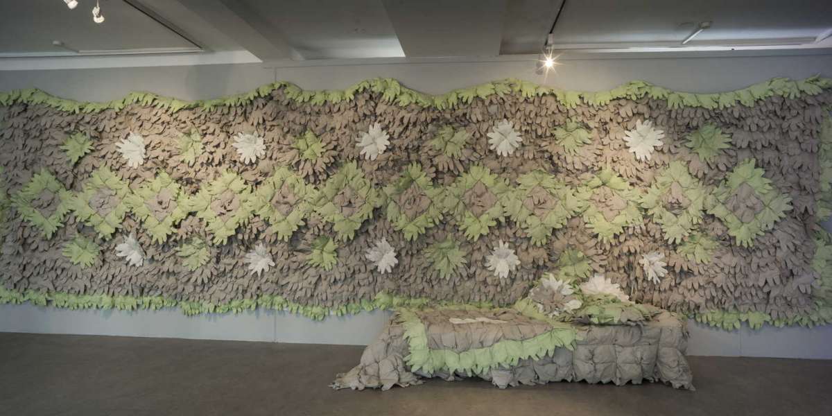 - 2014-nikola_fahlbusch-tuchfuehlen-3800.jpg